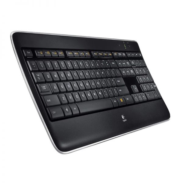 Logitech lluminated Keyboard K800